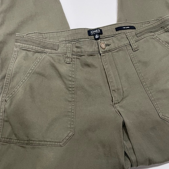 Jones New York Olive Cropped Chino’s - Picture 6 of 8